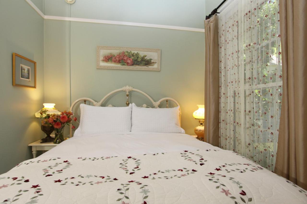 Olallieberry Inn Bed And Breakfast Cambria Esterno foto