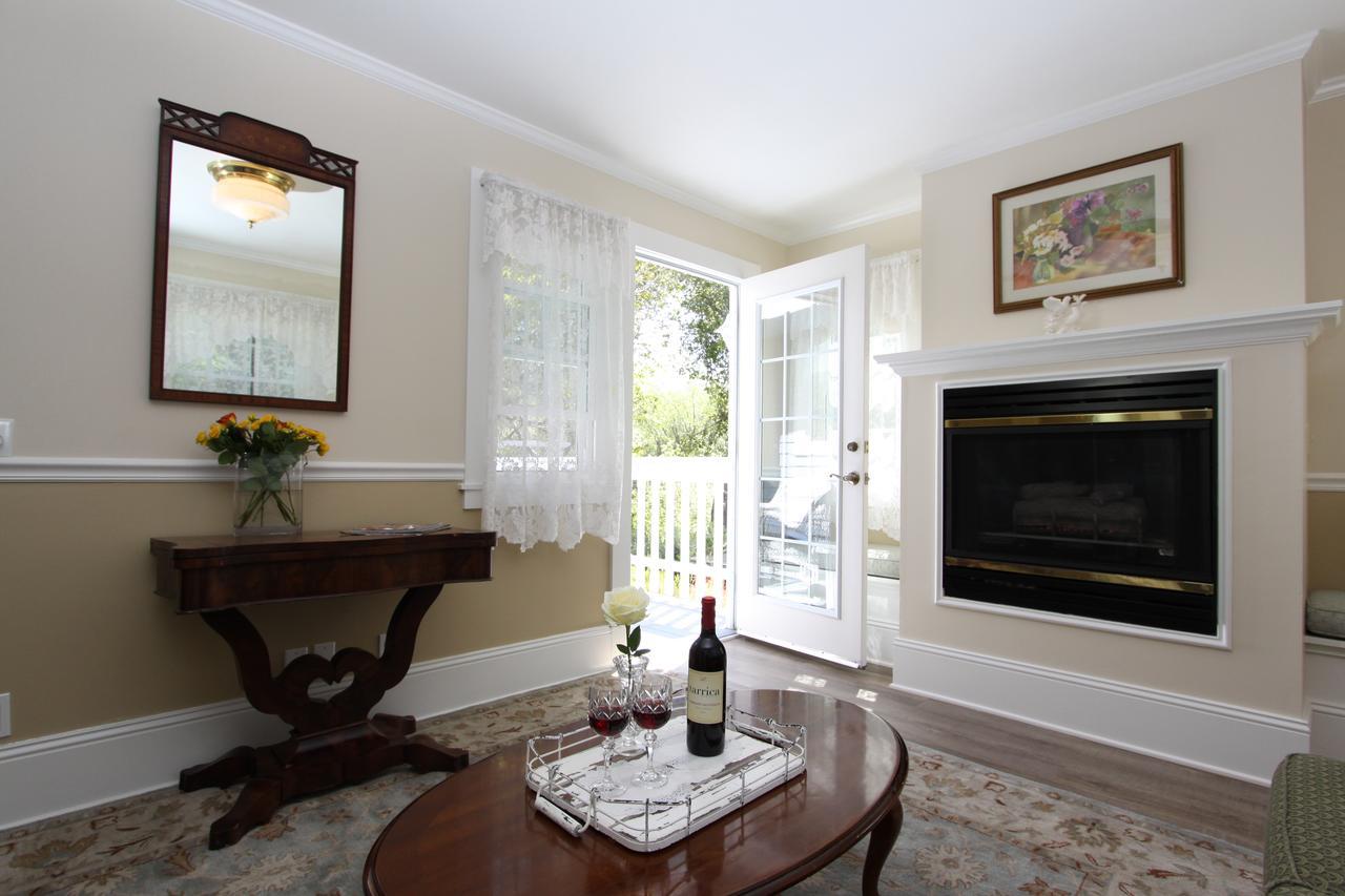 Olallieberry Inn Bed And Breakfast Cambria Esterno foto